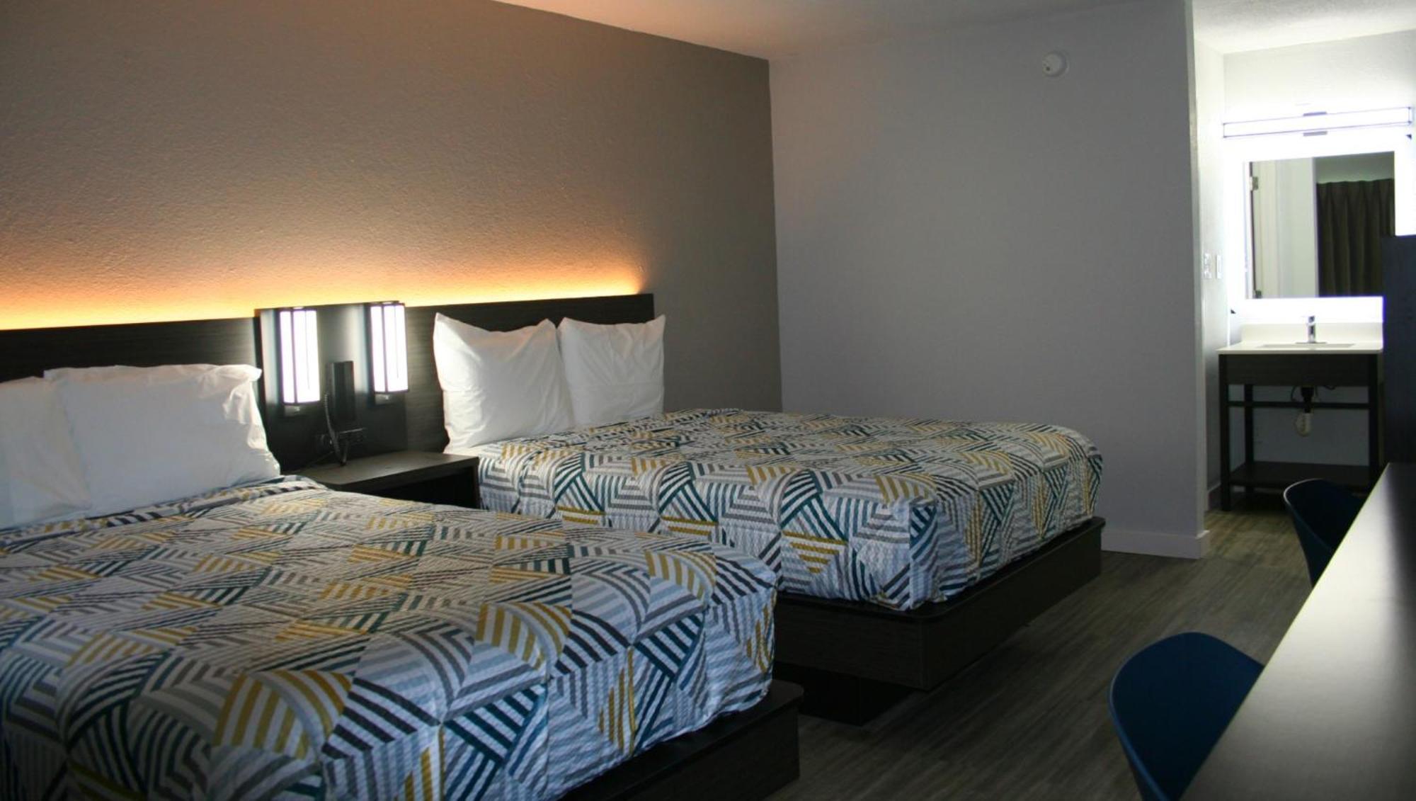 6 Brookhaven, Ms Hotel 2*
